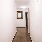 Spacious 4br Flat Near Park Güell Apartamento *