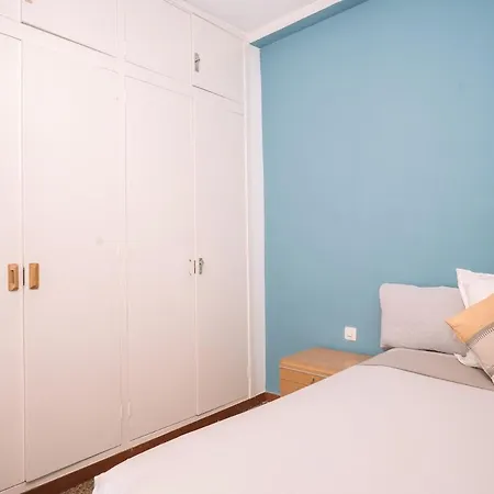 Apartment Spacious 4br Flat Near Park Gueell