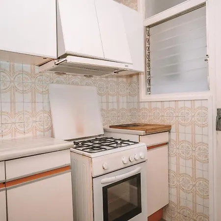 Apartment Spacious 4br Flat Near Park Gueell