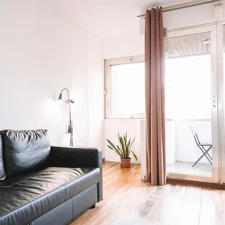 Apartment Spacious 4br Flat Near Park Gueell