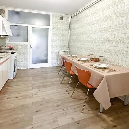 4br & Sleeps Eight & Near Park Guell Apartament Barcelona