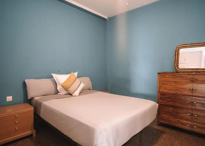 Spacious 4br Flat Near Park Gueell Apartment Barcelona