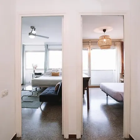 Apartmán Spacious 4br Flat Near Park Gueell