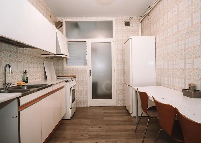 Spacious 4br Flat Near Park Gueell Apartmán Barcelona